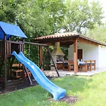 House Ondina Дом отдыха *